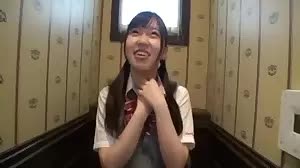 Watching a schoolgirl as she goes to pee